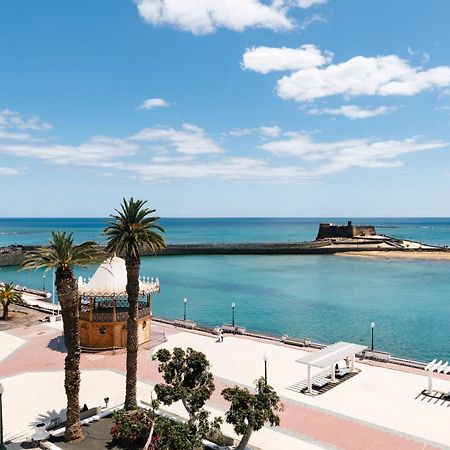 Blue Marina Suites - Boutique Apartments Arrecife  Bagian luar foto