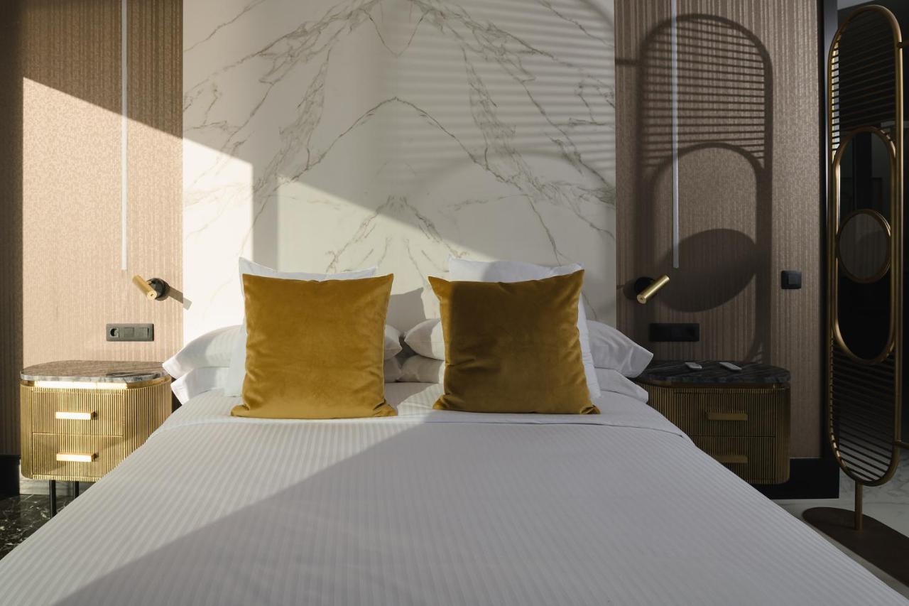 Blue Marina Suites - Boutique Apartments Arrecife  Bagian luar foto