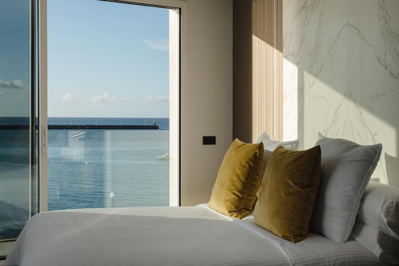 Blue Marina Suites - Boutique Apartments Arrecife  Bagian luar foto