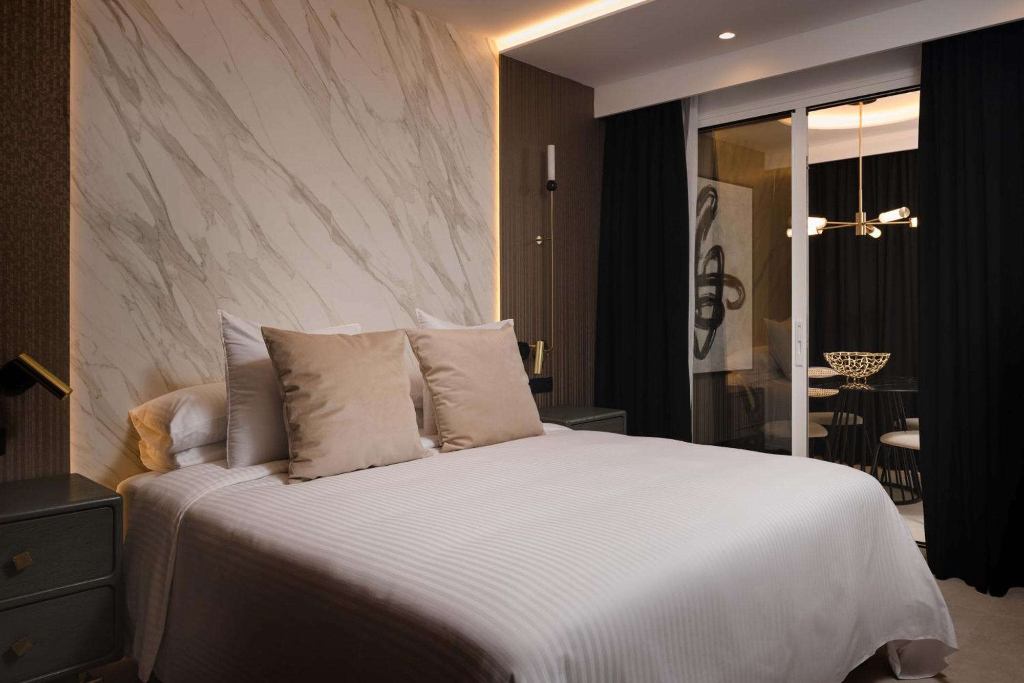 Blue Marina Suites - Boutique Apartments Arrecife  Bagian luar foto