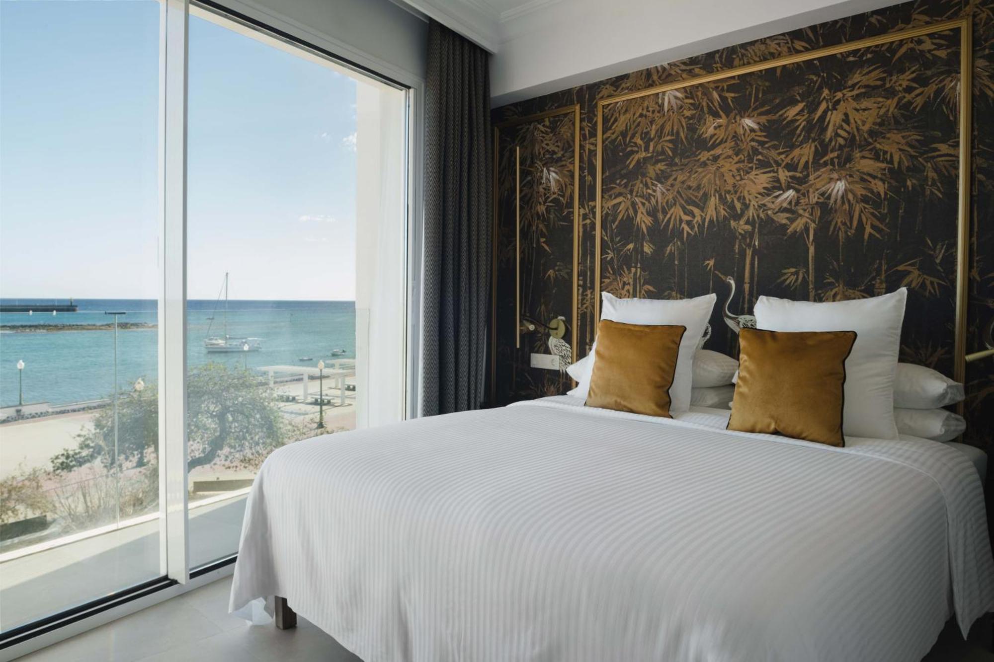 Blue Marina Suites - Boutique Apartments Arrecife  Bagian luar foto