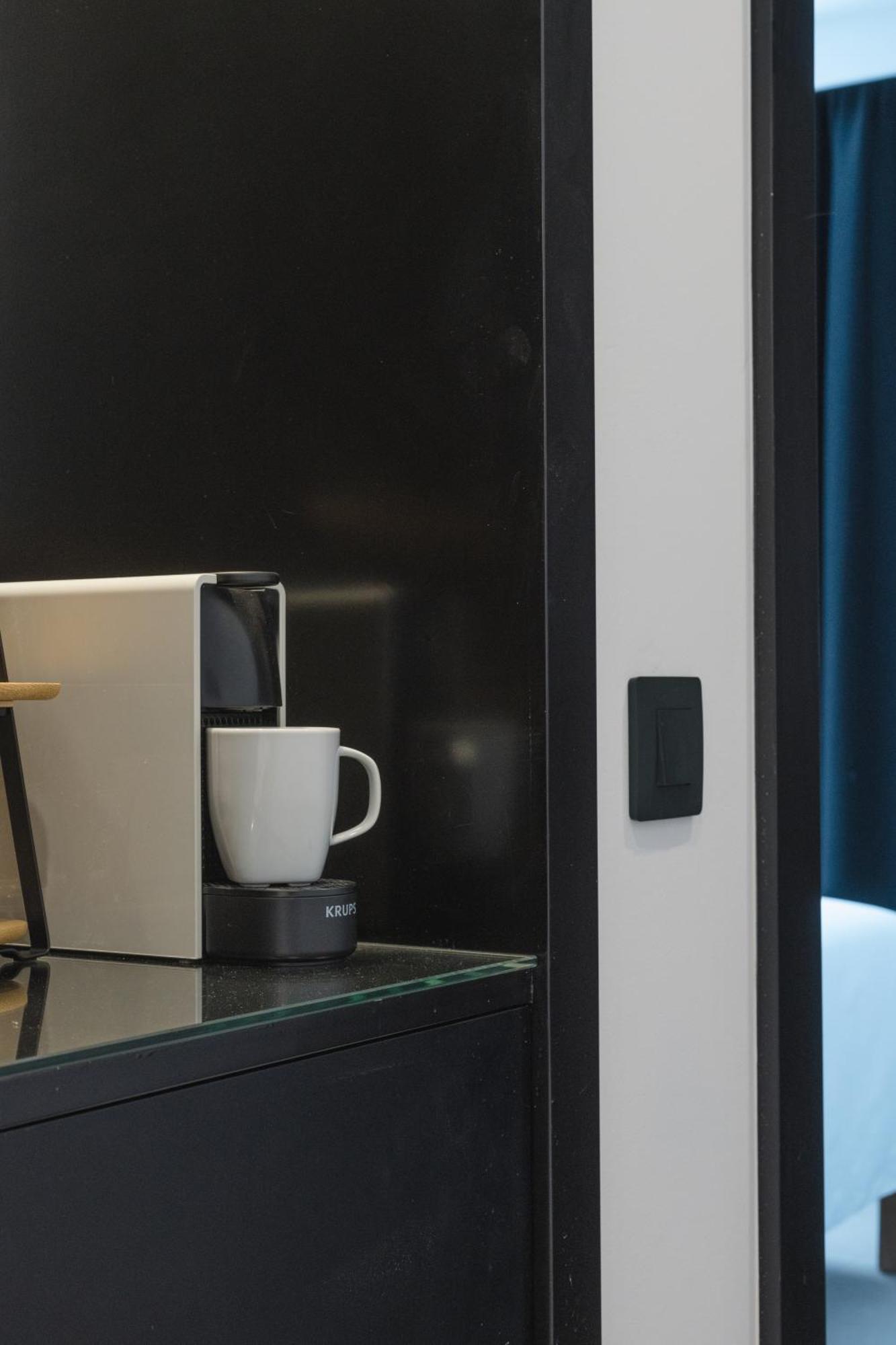 Blue Marina Suites - Boutique Apartments Arrecife  Bagian luar foto