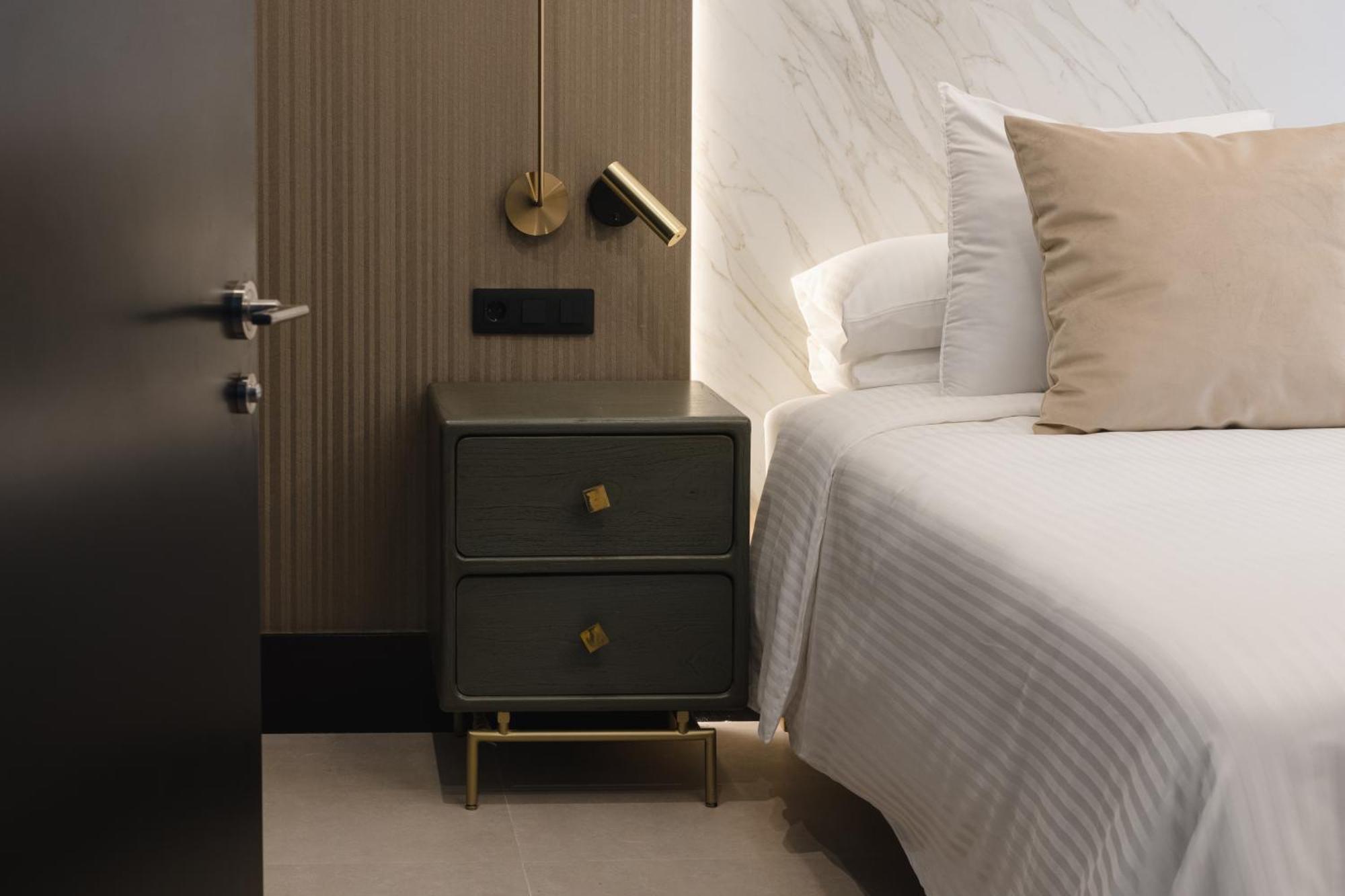 Blue Marina Suites - Boutique Apartments Arrecife  Bagian luar foto